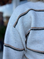 OLIVE CAMEL IVORY CREW NECK SWEATER