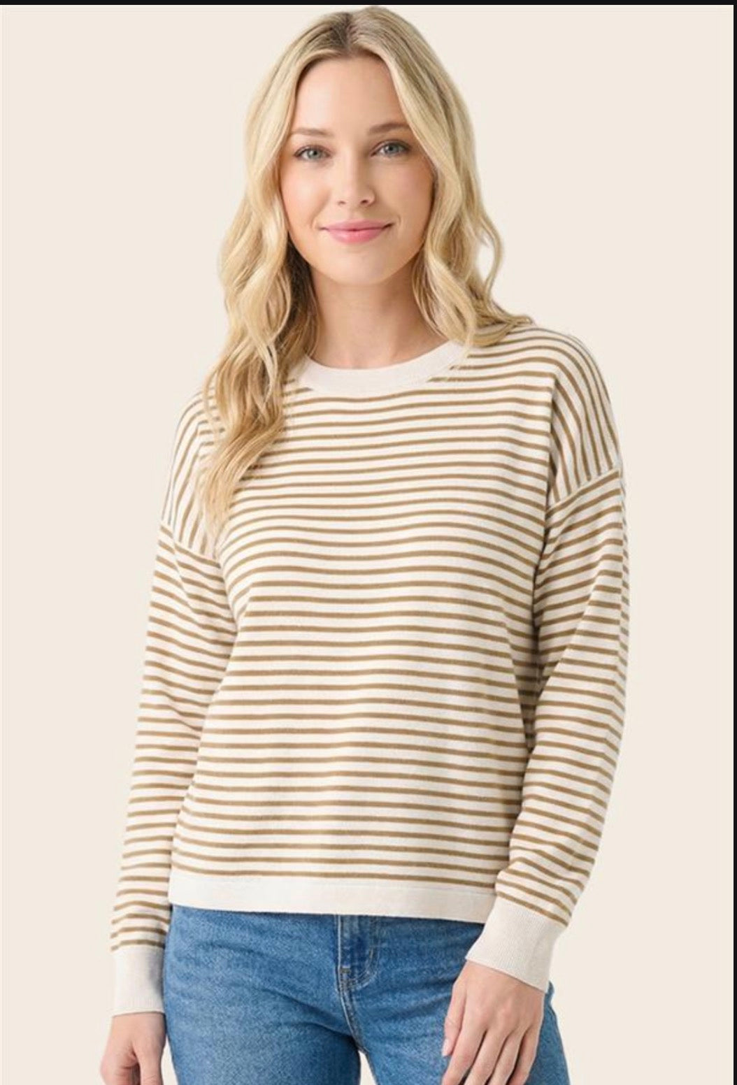 MUSTARD CREWNECK LOOSE FIT SWEATER – STACCATO
