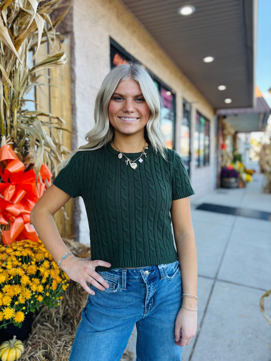 SHORT SLEEVE CABLE SWEATER TOP: DK GREEN