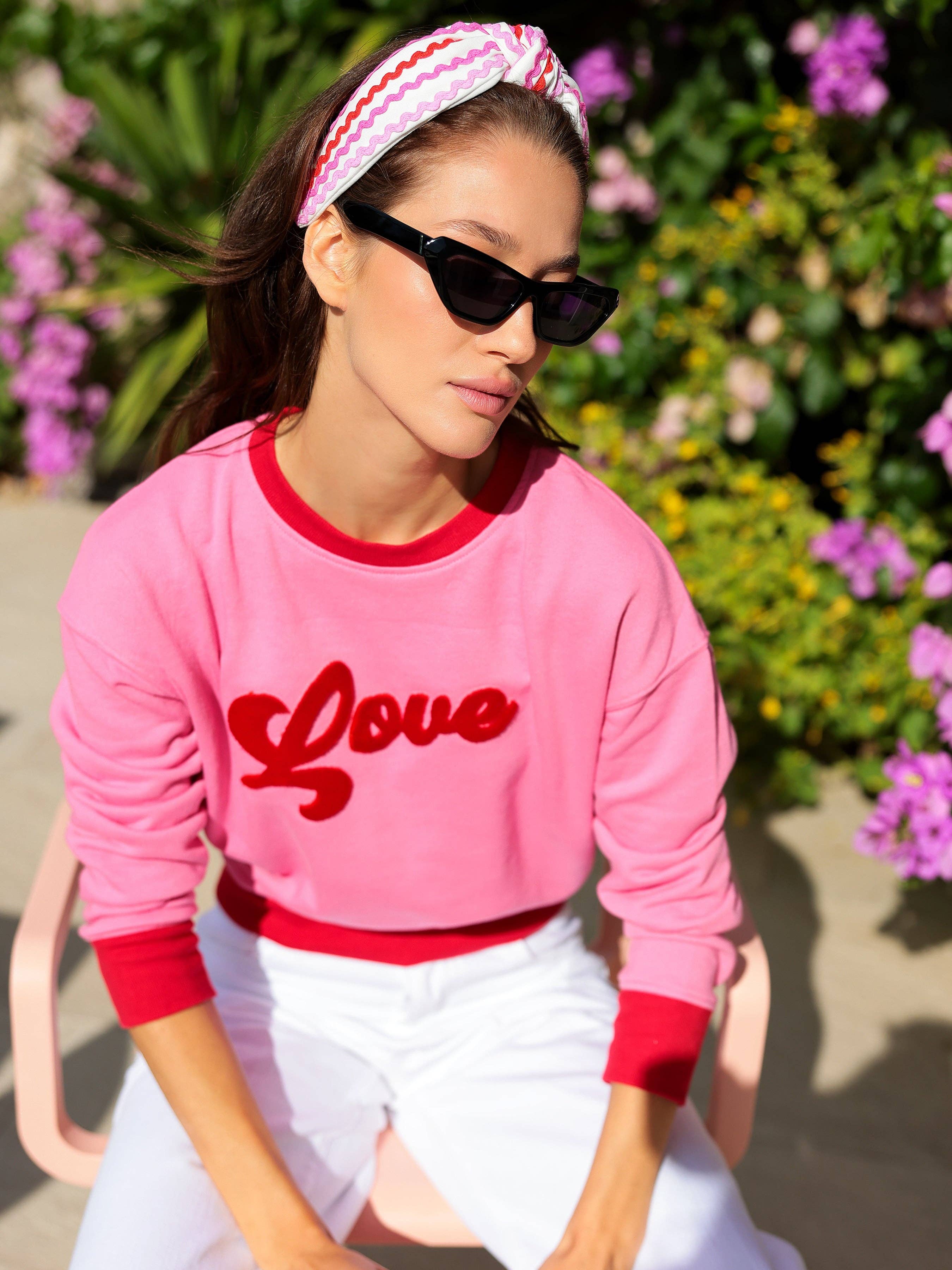 "LOVE" SWEATSHIRT, PINK