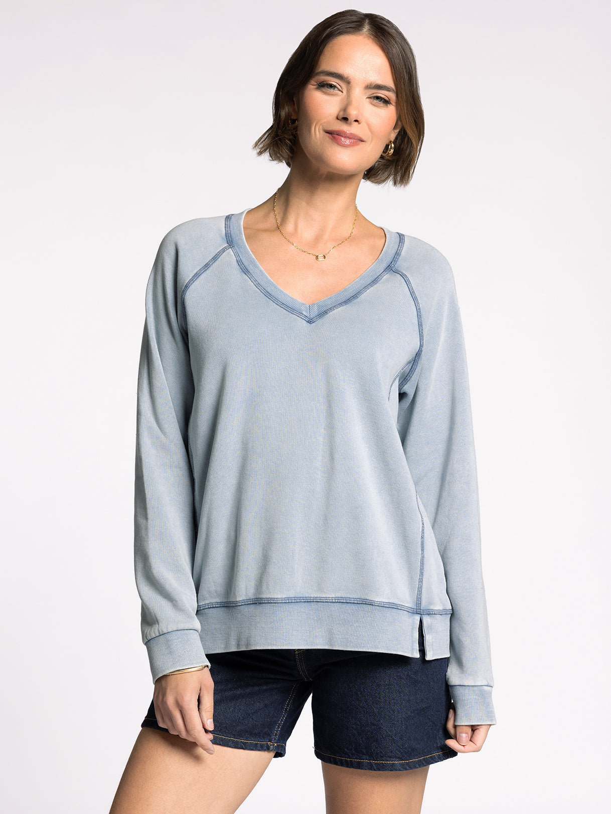 LIGHT DENIM RUBY SWEATSHIRT
