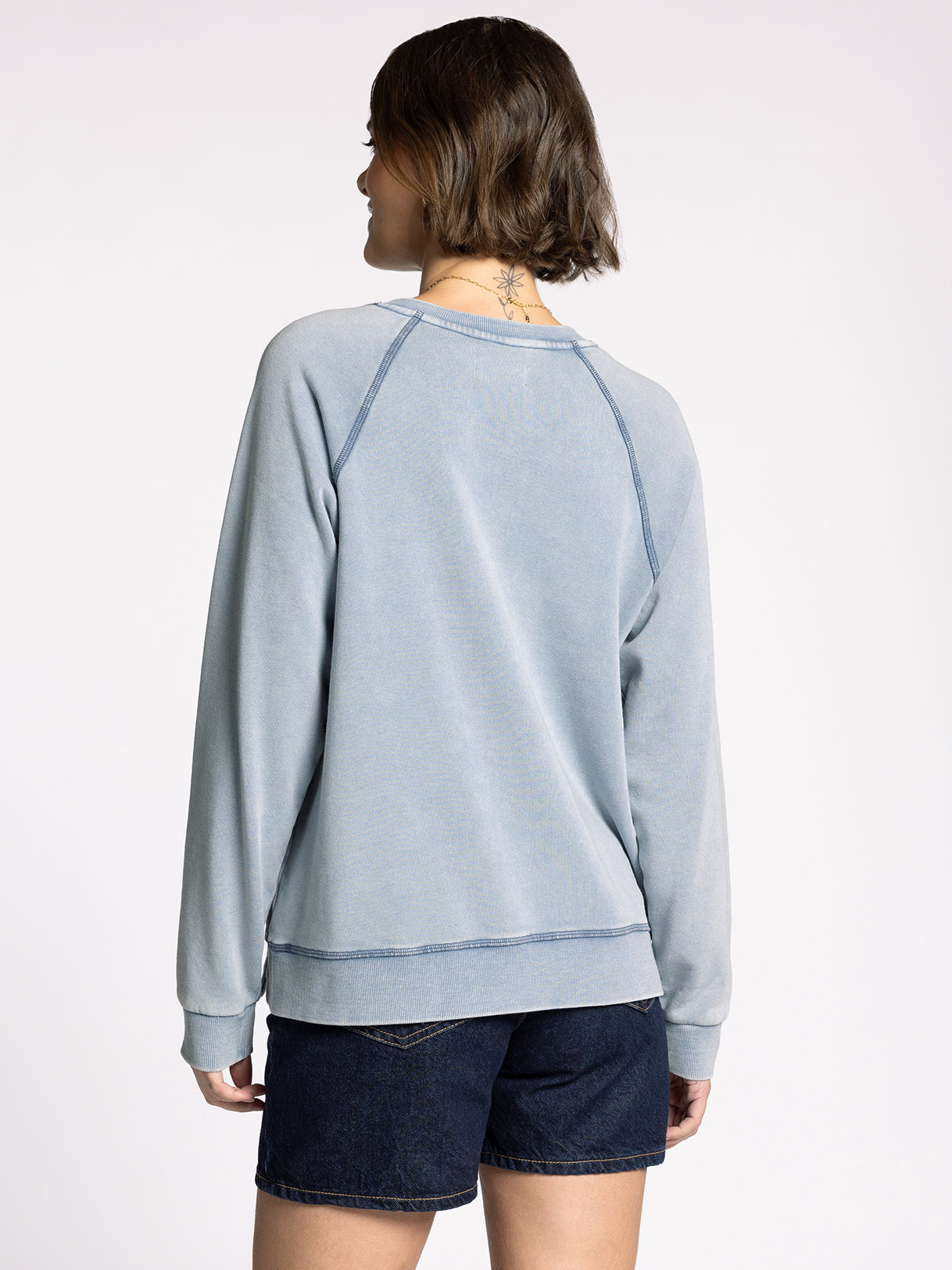 LIGHT DENIM RUBY SWEATSHIRT