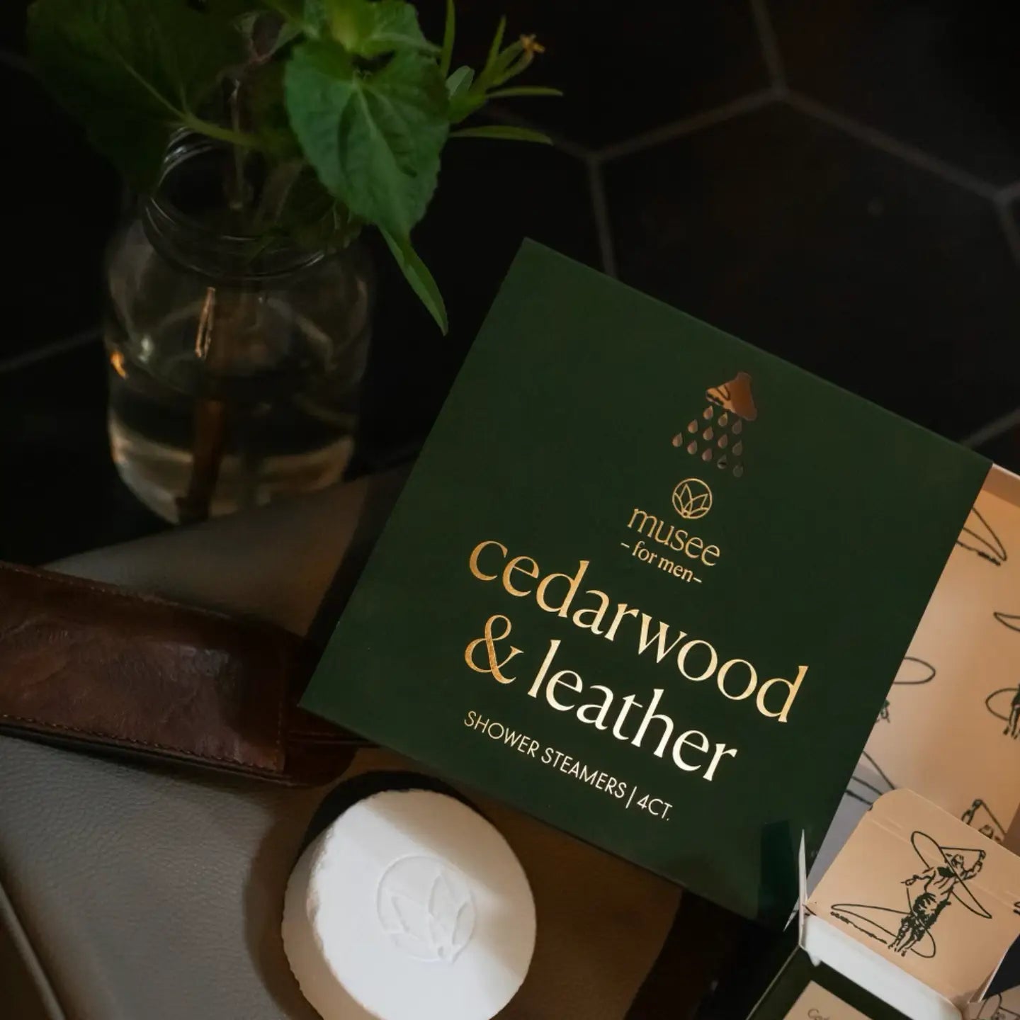 CEDARWOOD & LEATHER SHOWER STEAMERS