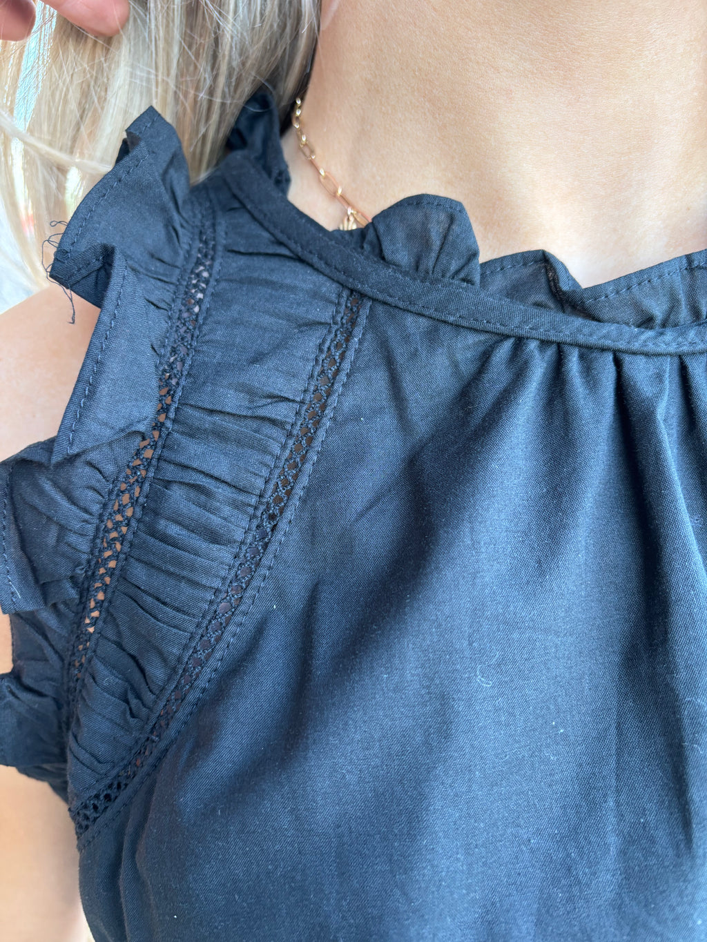 SKIES ARE BLUE BLACK POPLIN RUFFLE SLVE DRESS XS