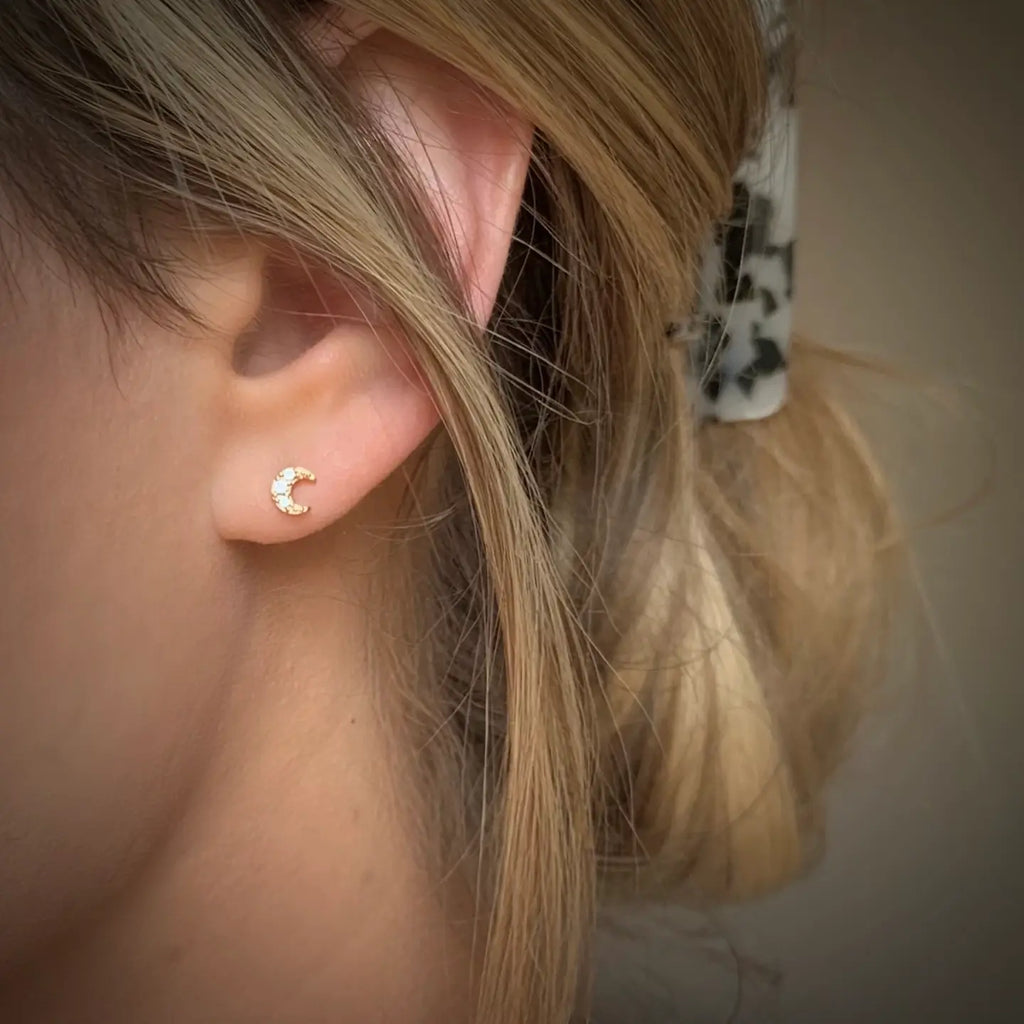 STAR & MOON STUDS/ GOLD