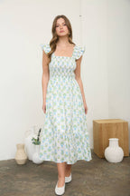 FLORAL TILE PATTERN SMOCKED SLEEVELESS MIDI DRESS: BLUE MULTI