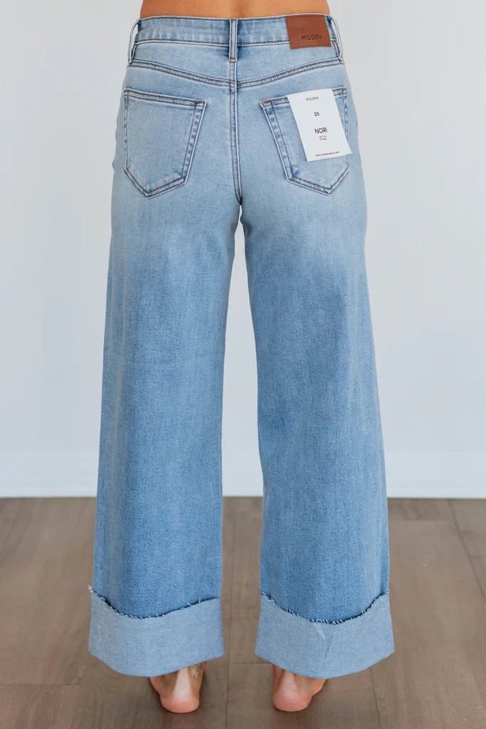 HIDDEN CUFFED HIGH RISE WIDE LEG CUFFED MED