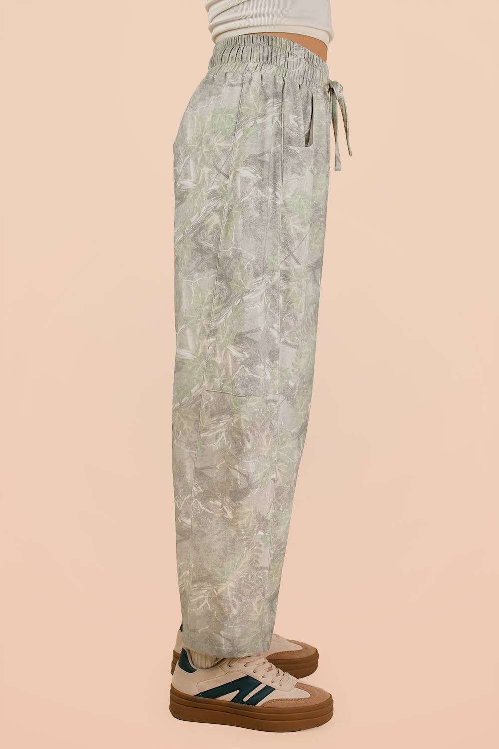 Camo Print Casual Knit Barrel Pants: OLIVE MIX