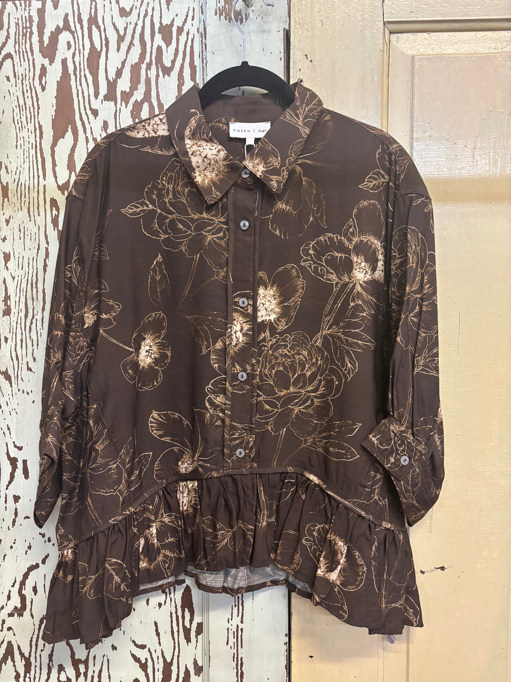BROWN FLORAL BLOUSE W/RUFFLE HEM