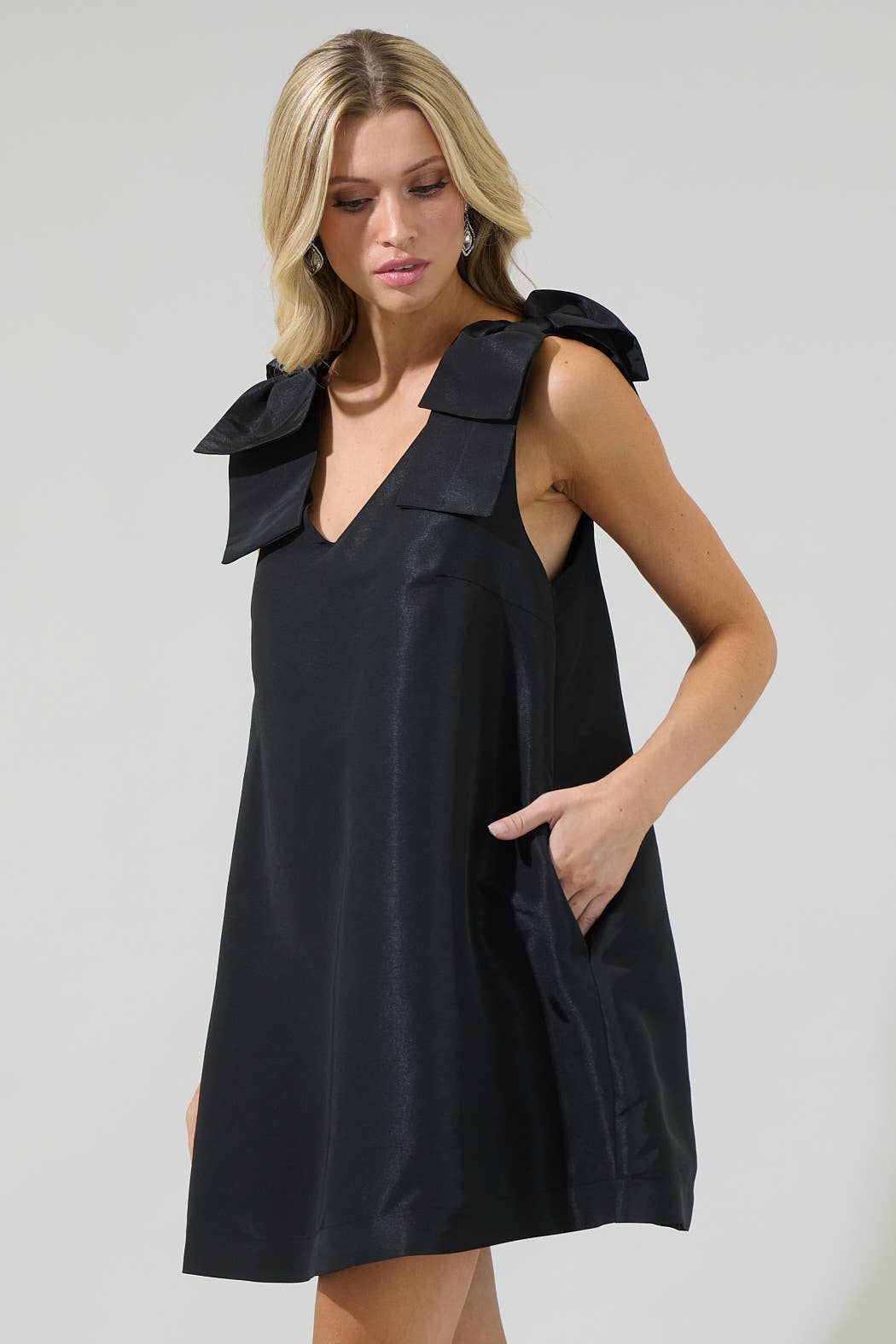 Alani Bow Trapeze Mini Dress: Black