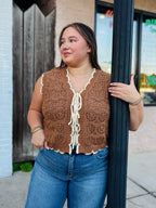 CROCHET SWEATER VEST W/ BOW DETAILS MOCHA