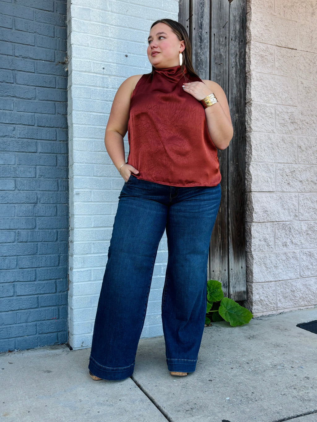 Solid Sleeveless Mock Neck Top