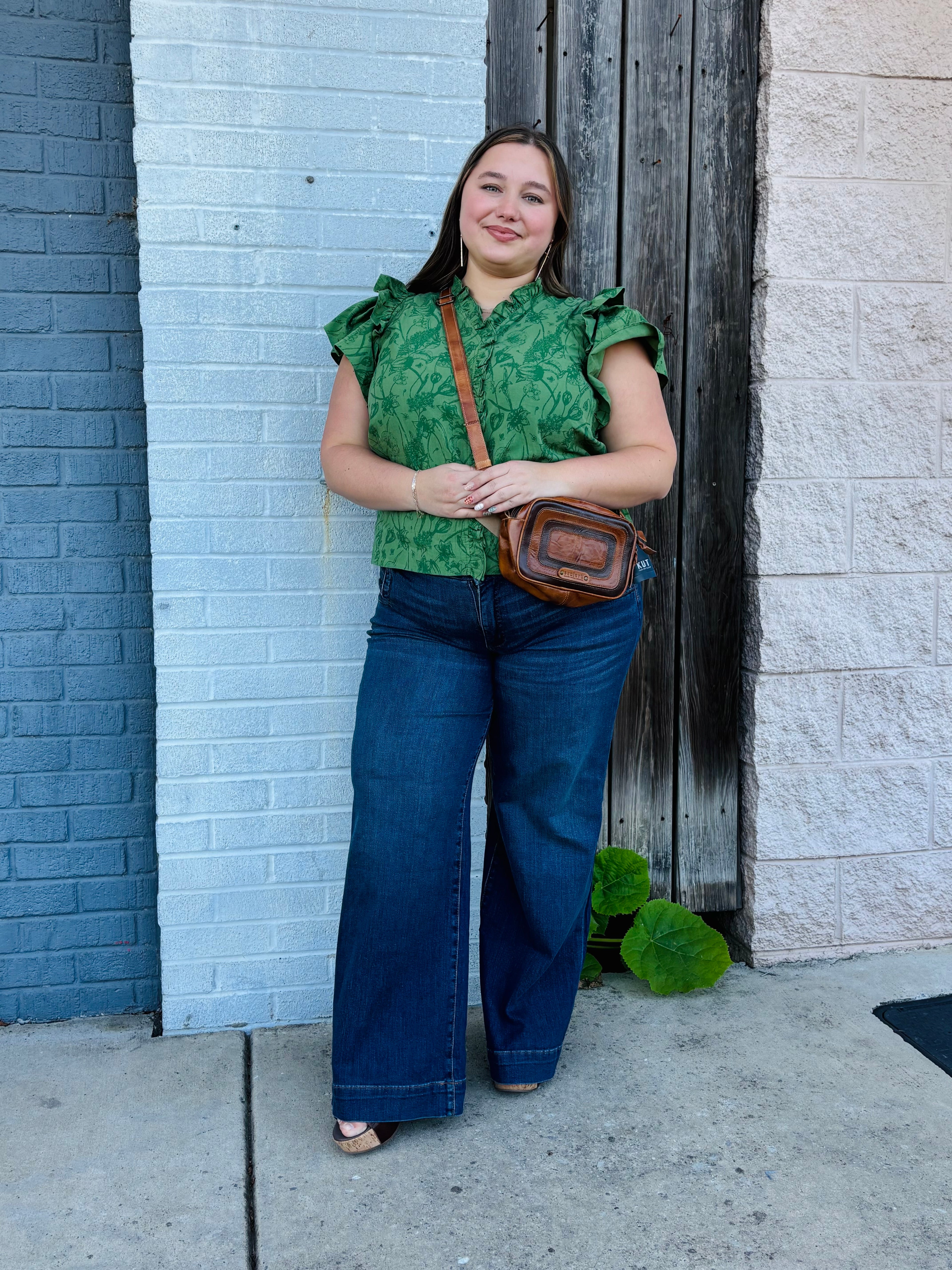 SPRUCE POPLIN RUFFLE BLOUSE