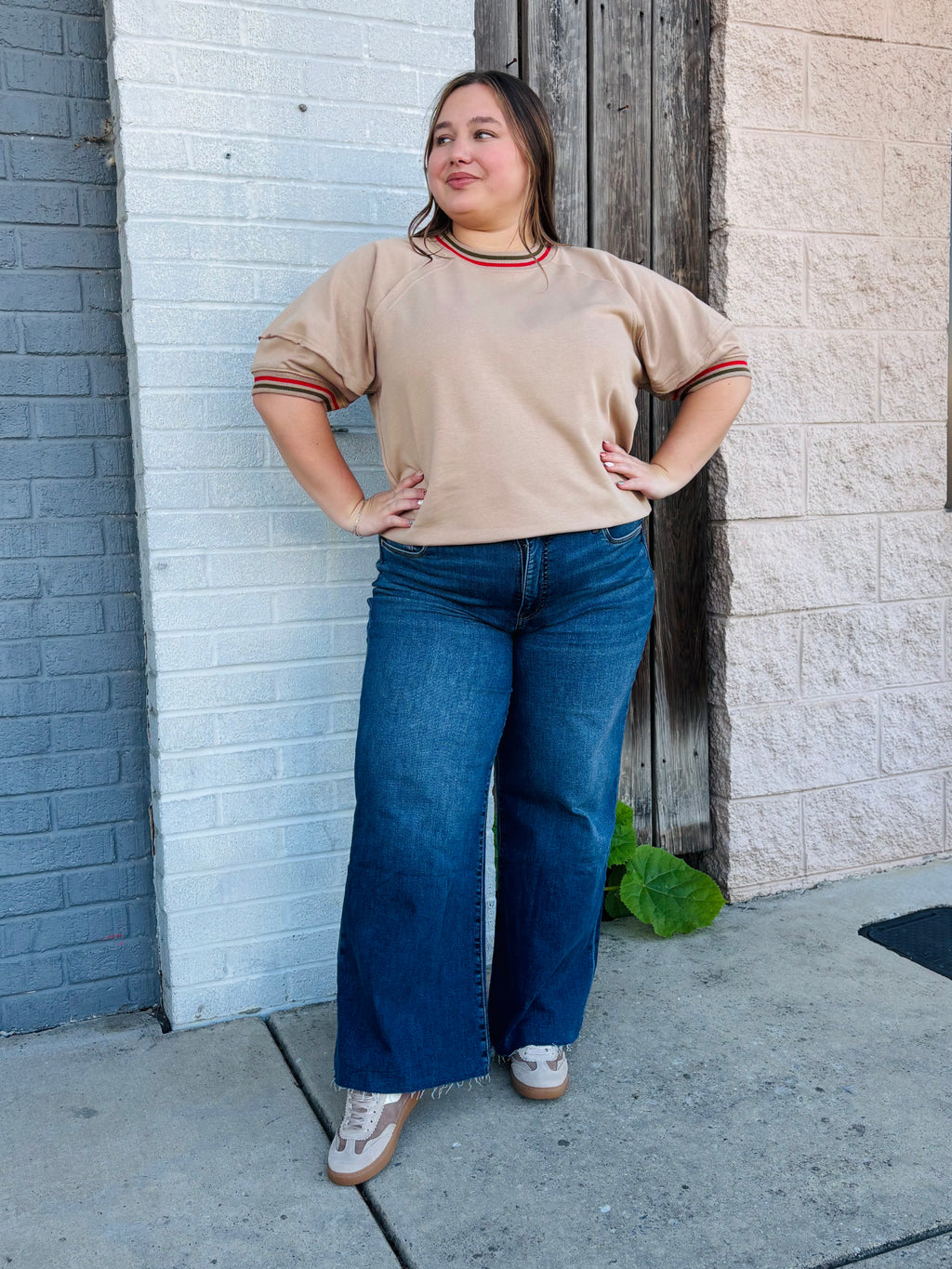 Raglan Sleeve Pullover Top