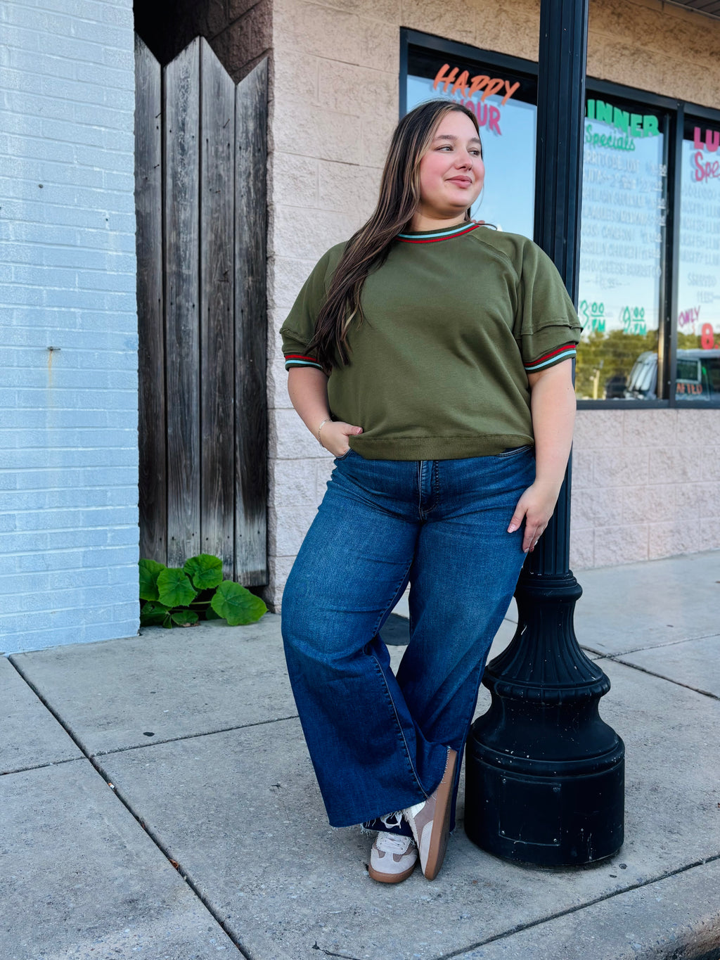 Raglan Sleeve Pullover Top