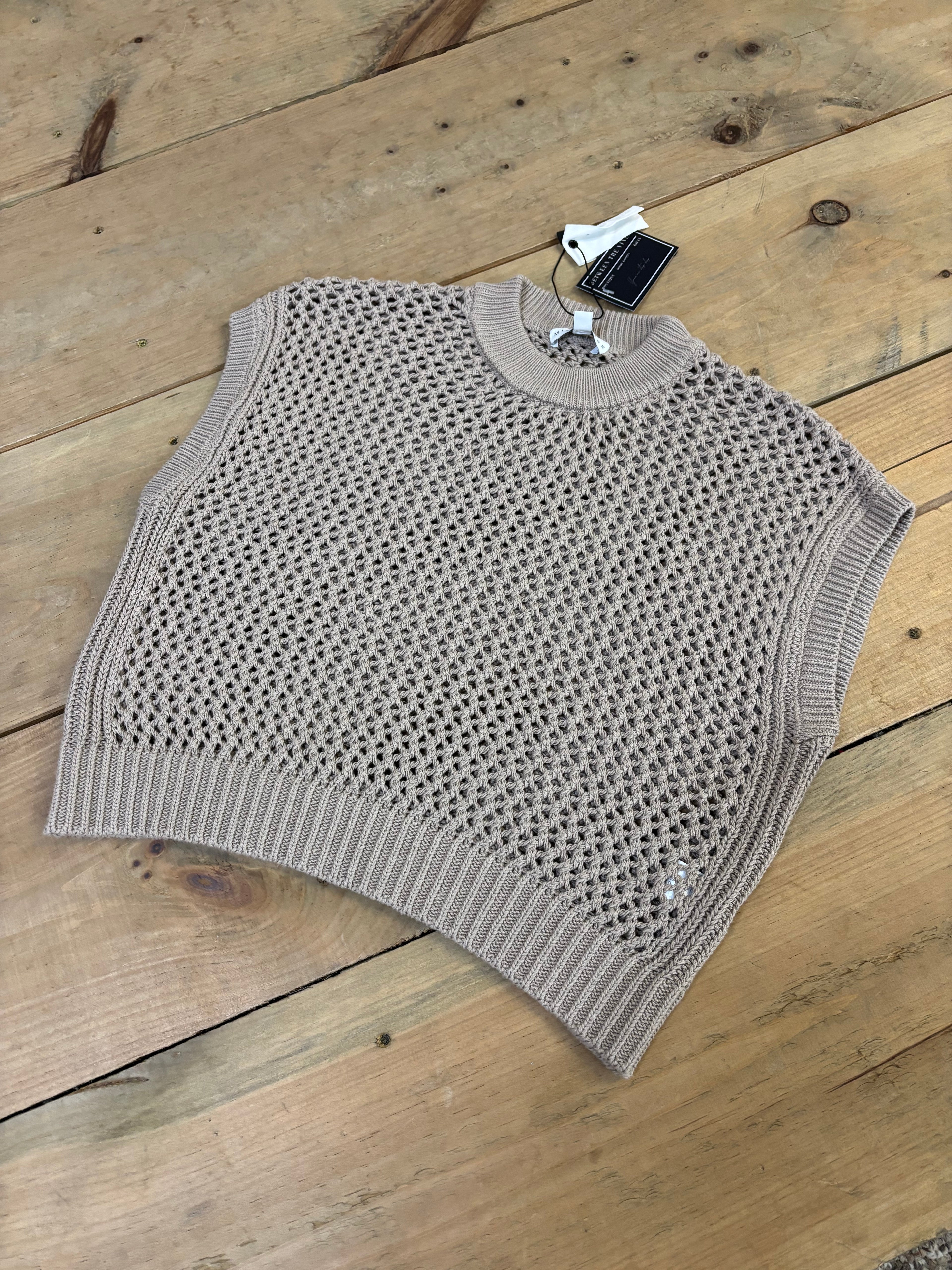 CREAM CROCHET KNITTED TOP