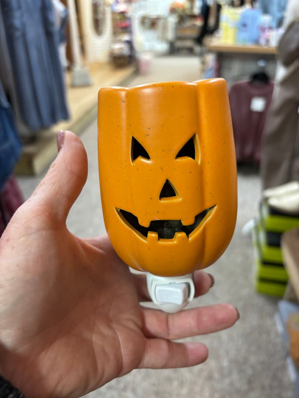 Pluggable Fragrance Warmer- Classic Jack O' Lantern
