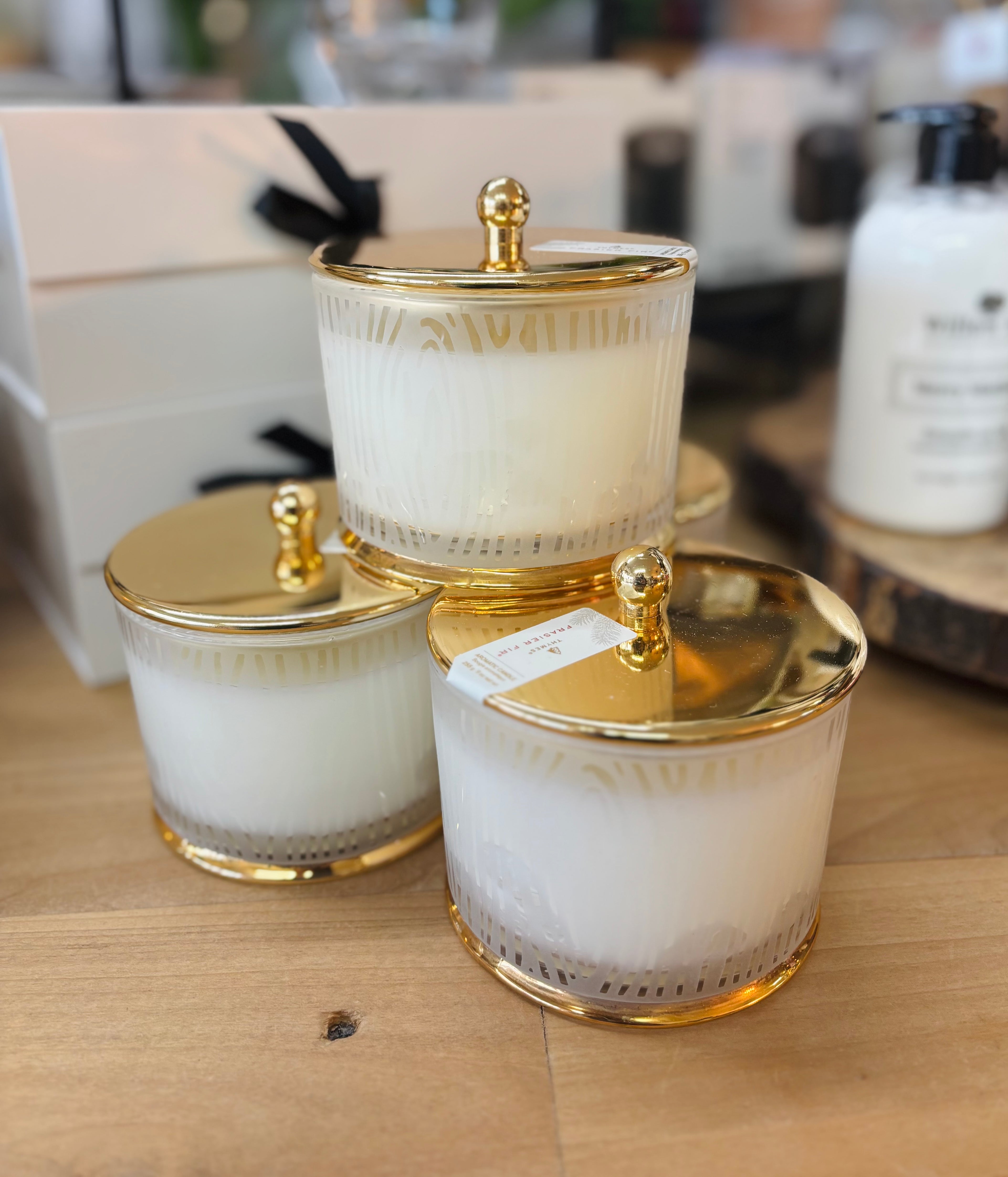 FRASIER FIR CANDLE FROSTED WOOD GRAIN