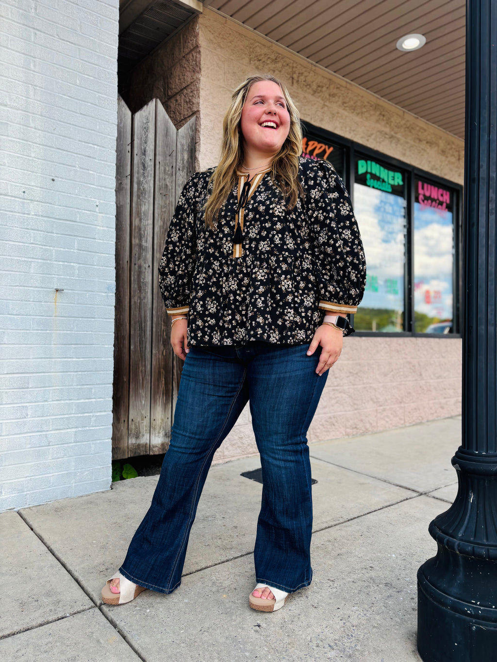 Plus Ditsy Floral Printed Blouse: Black Multi