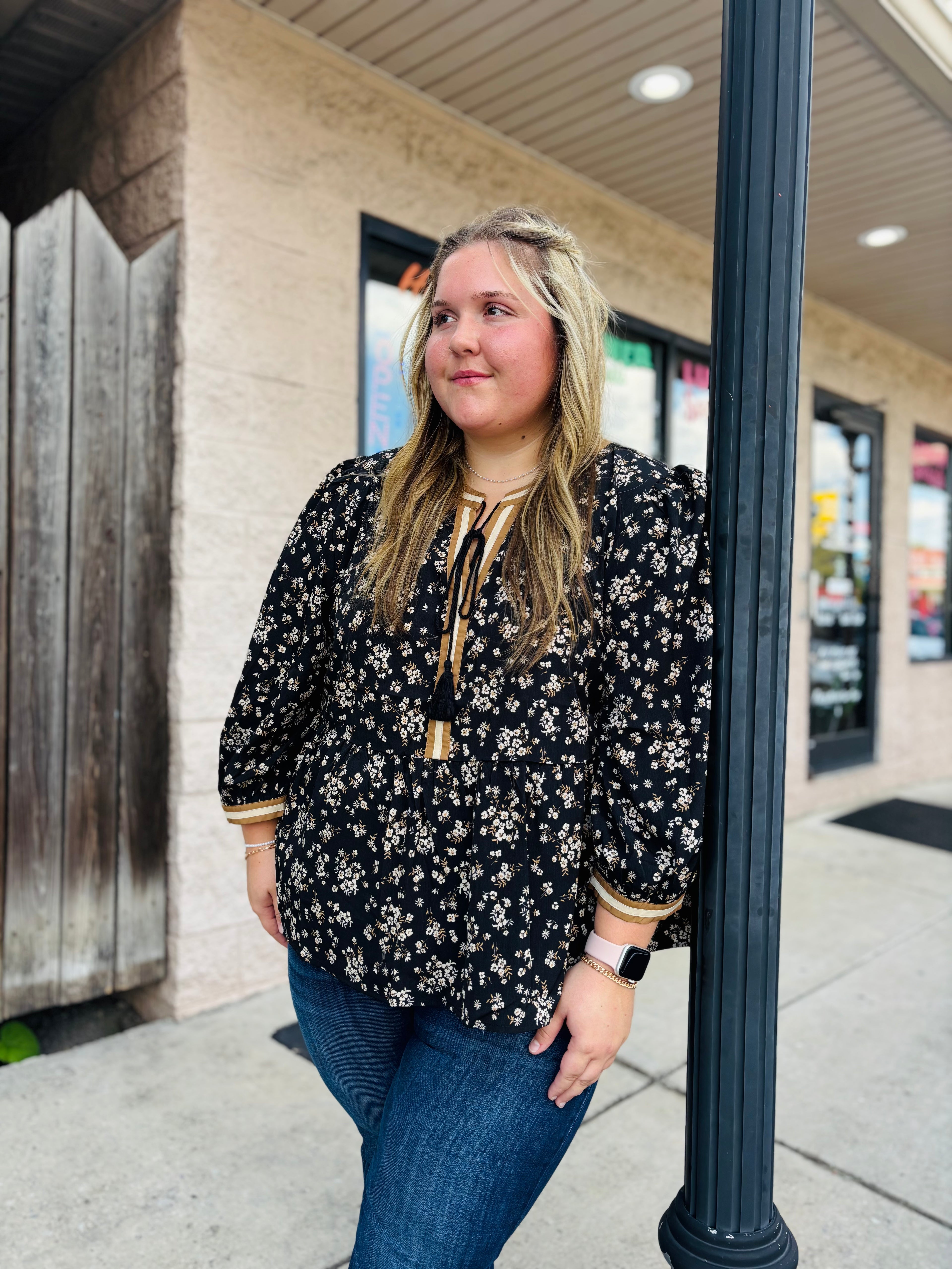 Plus Ditsy Floral Printed Blouse: Black Multi