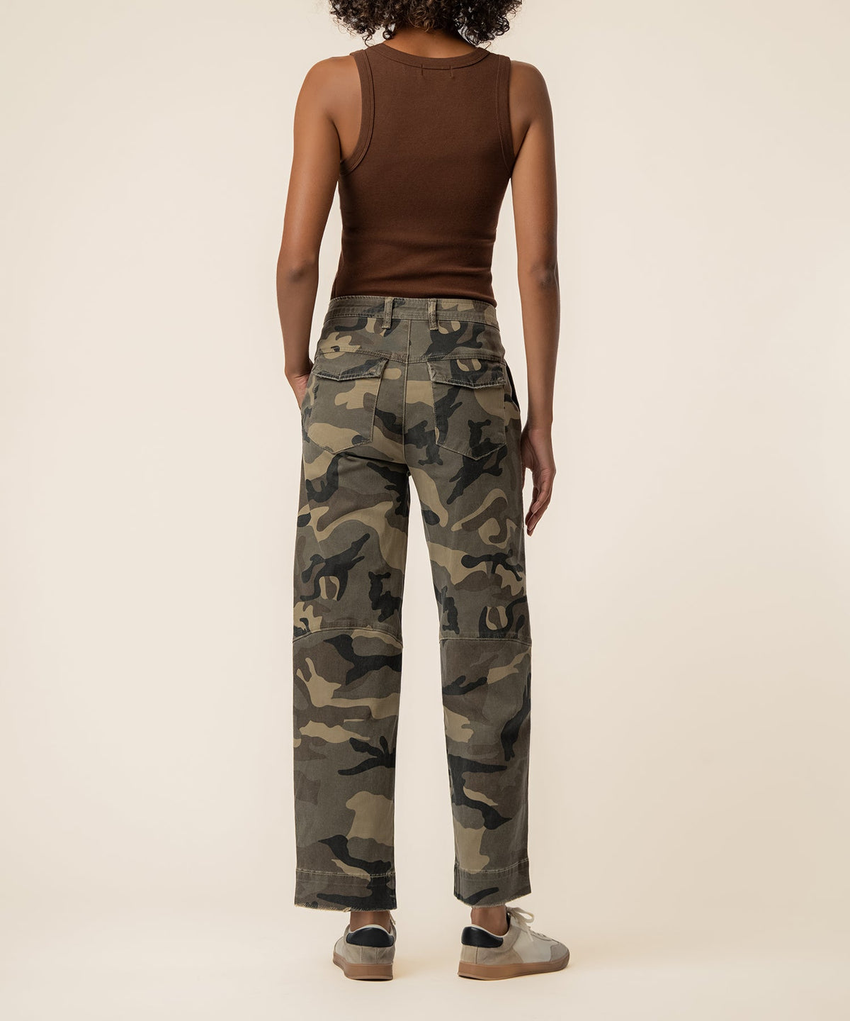OLIVE CAMO ASHTON WIDE LEG BARREL JEAN – KUT FROM THE KLOTH – view 3