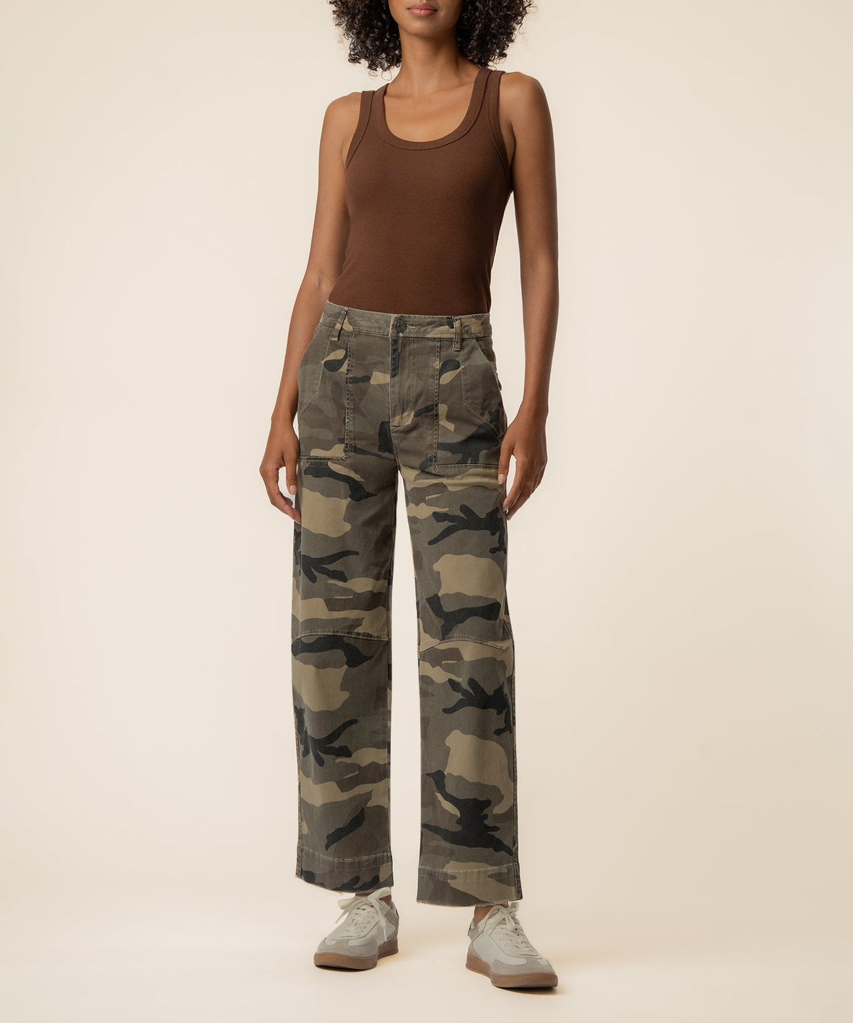 OLIVE CAMO ASHTON WIDE LEG BARREL JEAN – KUT FROM THE KLOTH