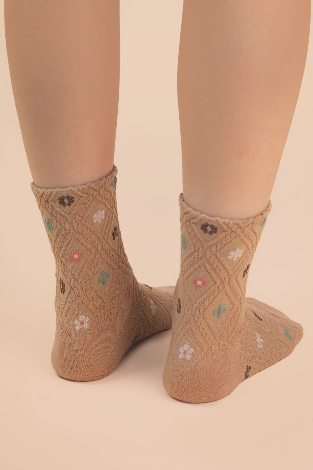 Floral Printed Textures Crew Socks: BLUSH