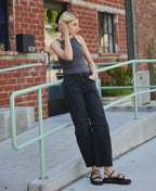BLACKHIGH RISE BLACK ANKLE BARREL LEG JEANS RELIEF