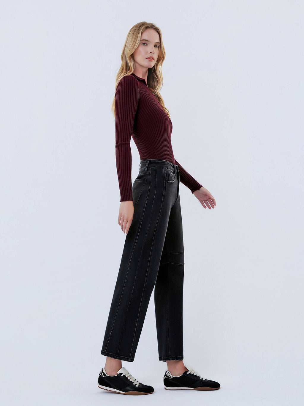 BLACKHIGH RISE BLACK ANKLE BARREL LEG JEANS RELIEF