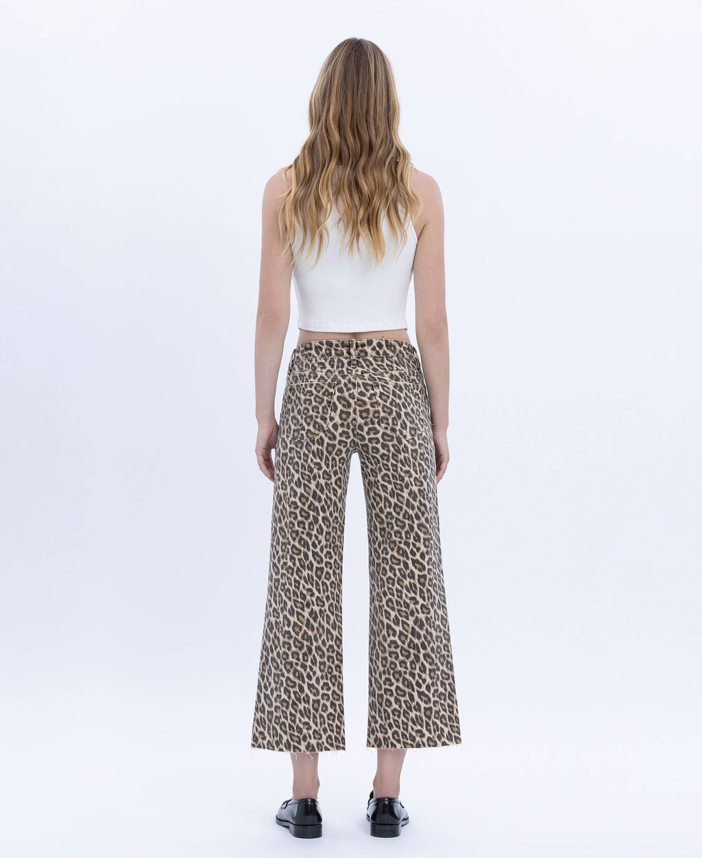 ANIMAL PRINT HIGH RISE ANIMAL PRINT CROP WIDE LEG JEANS