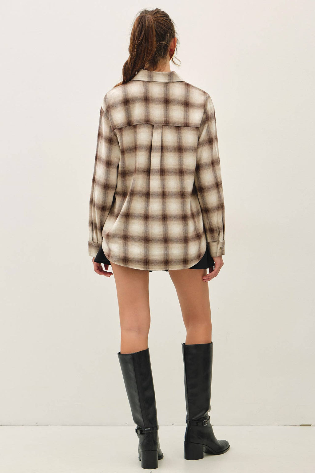 BROWN FLANNEL PLAID BUTTON UP SHIRT
