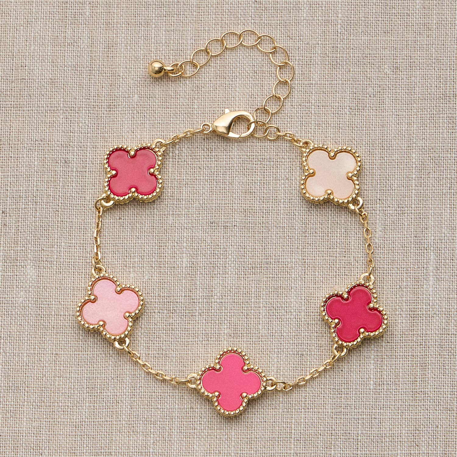 Colorful Shell Charm Bracelet with Gold Detailing: Pink / One / 5SB21068