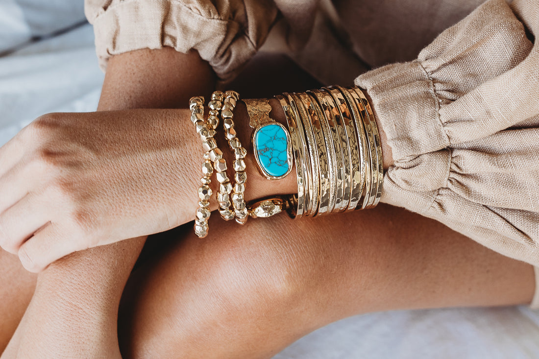 Alisa Gold Stretch Bracelet