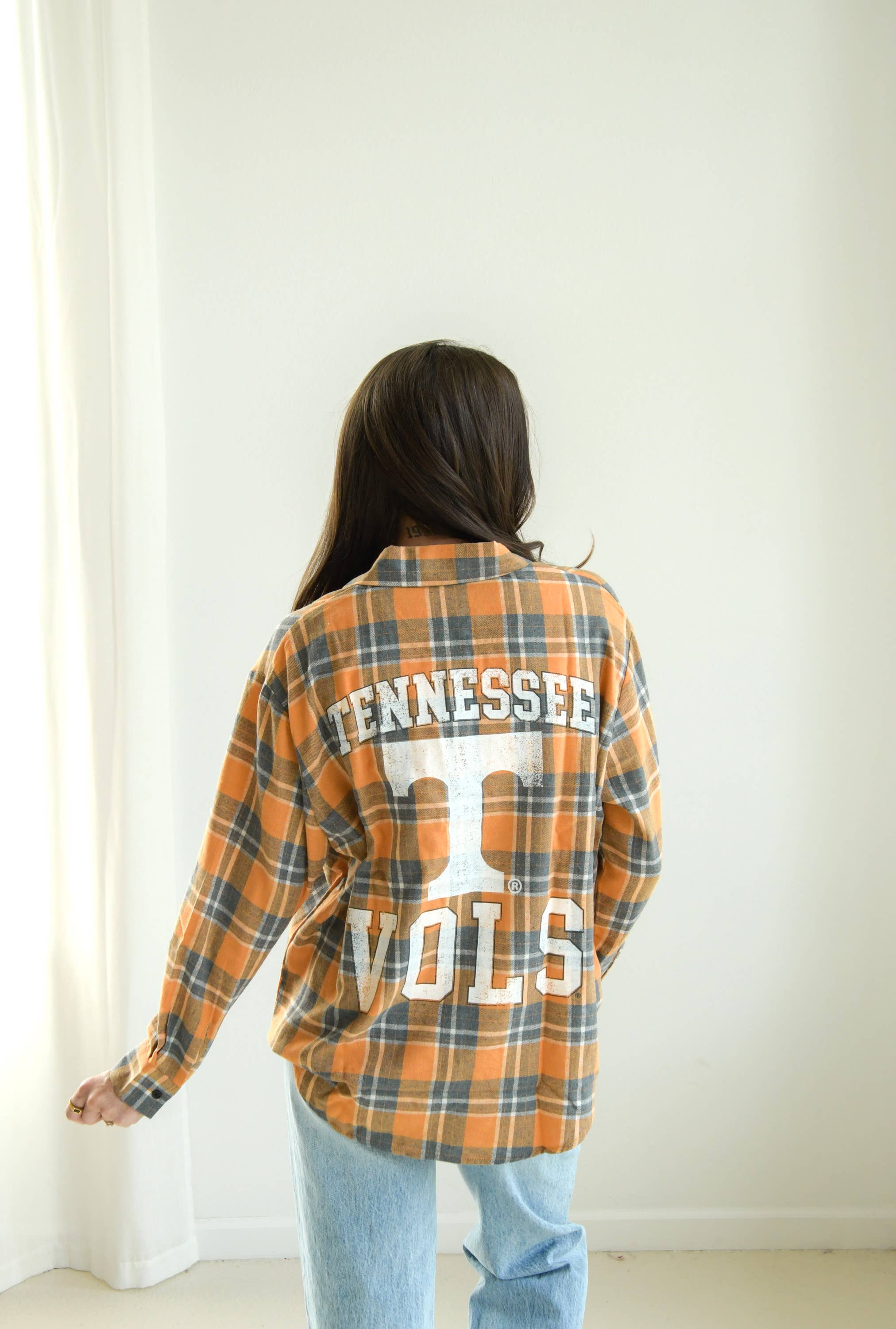 Tennessee Meyer Varsity Oversized Plaid: SHERBERTWHITEGRAY