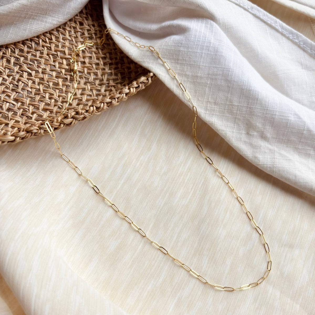 THIN PAPERCLIP NECKLACE  | dainty 14k gold filled necklace