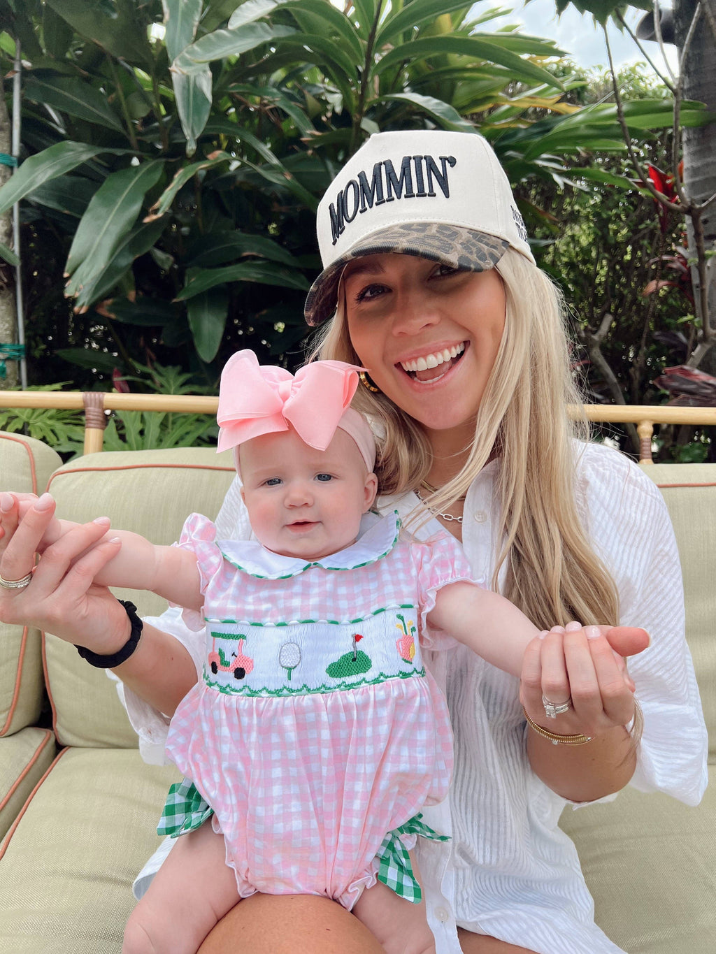 Mommin' - Vintage Trucker Hat: Cheetah