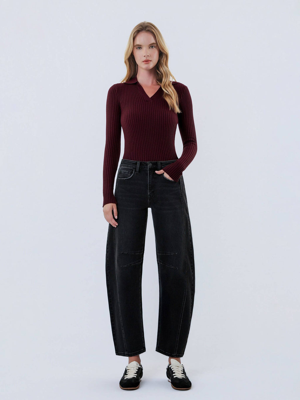 BLACKHIGH RISE BLACK ANKLE BARREL LEG JEANS RELIEF