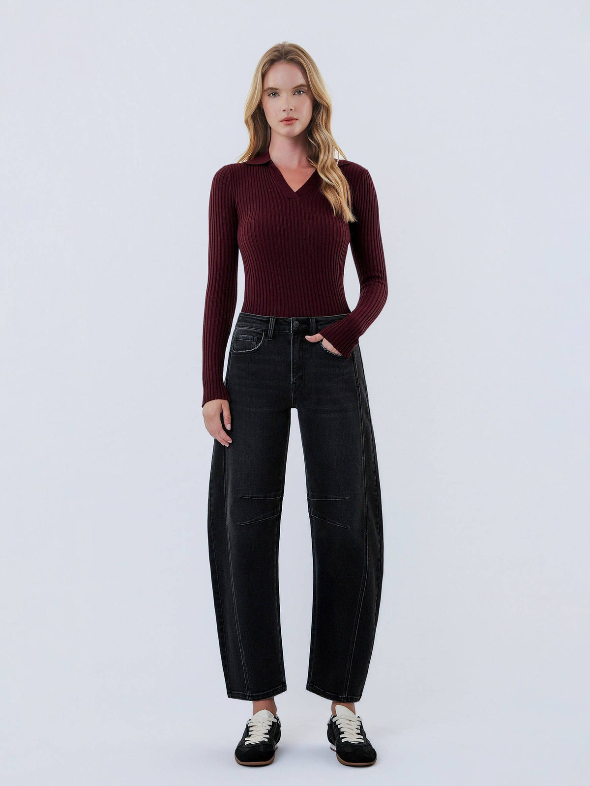 BLACKHIGH RISE BLACK ANKLE BARREL LEG JEANS RELIEF