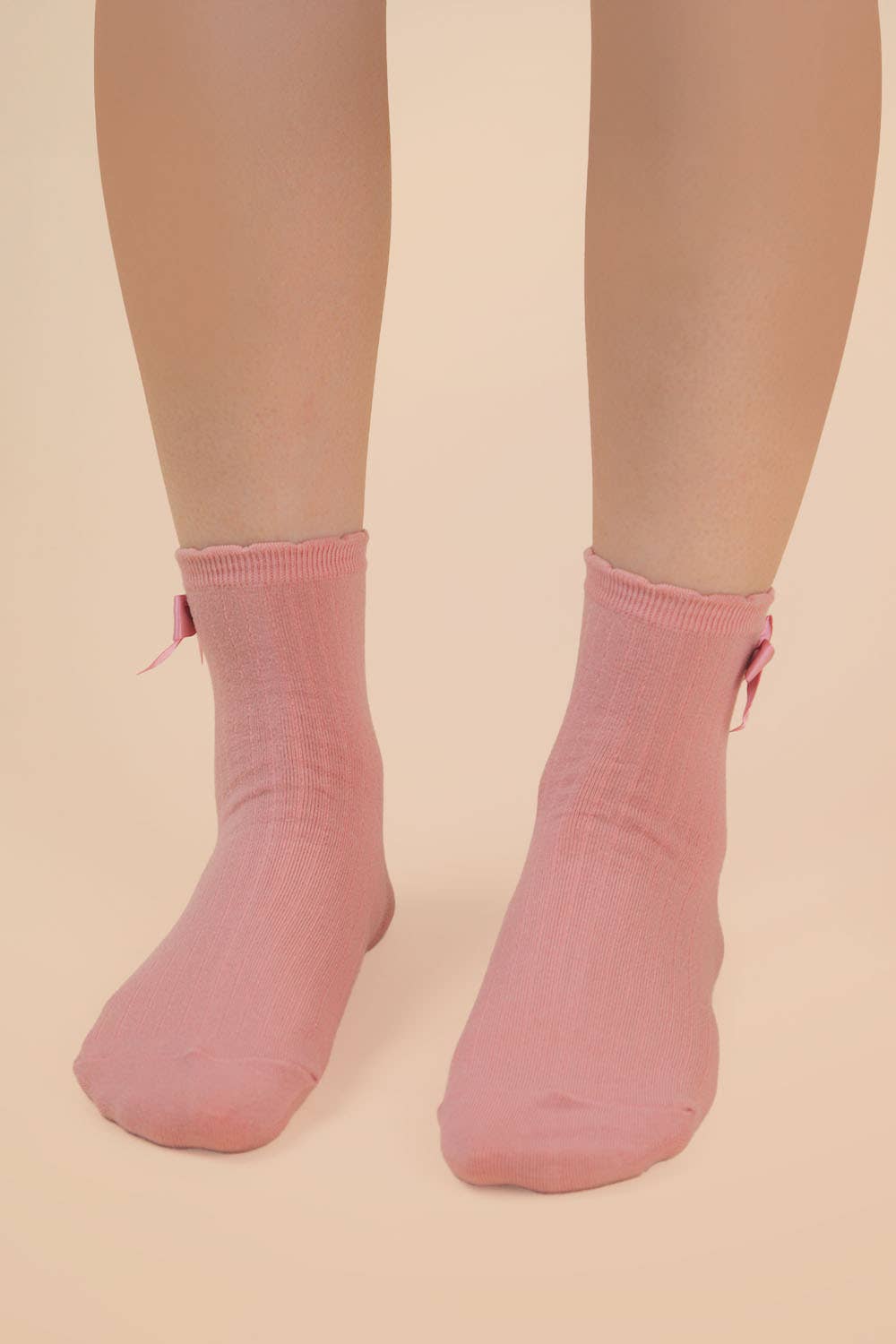 Side Bow Detail Ribbed Crew Socks: MAUVE