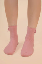 Side Bow Detail Ribbed Crew Socks: IVORY