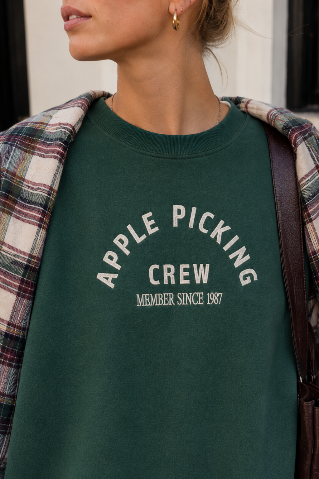 HUNTER GREEN Apple Picking Crew Embroidered Sweatshirt – Sweet Claire
