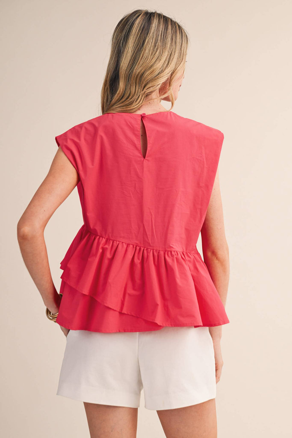TEABERRY RUFFLED PEPLUM HEM TOP
