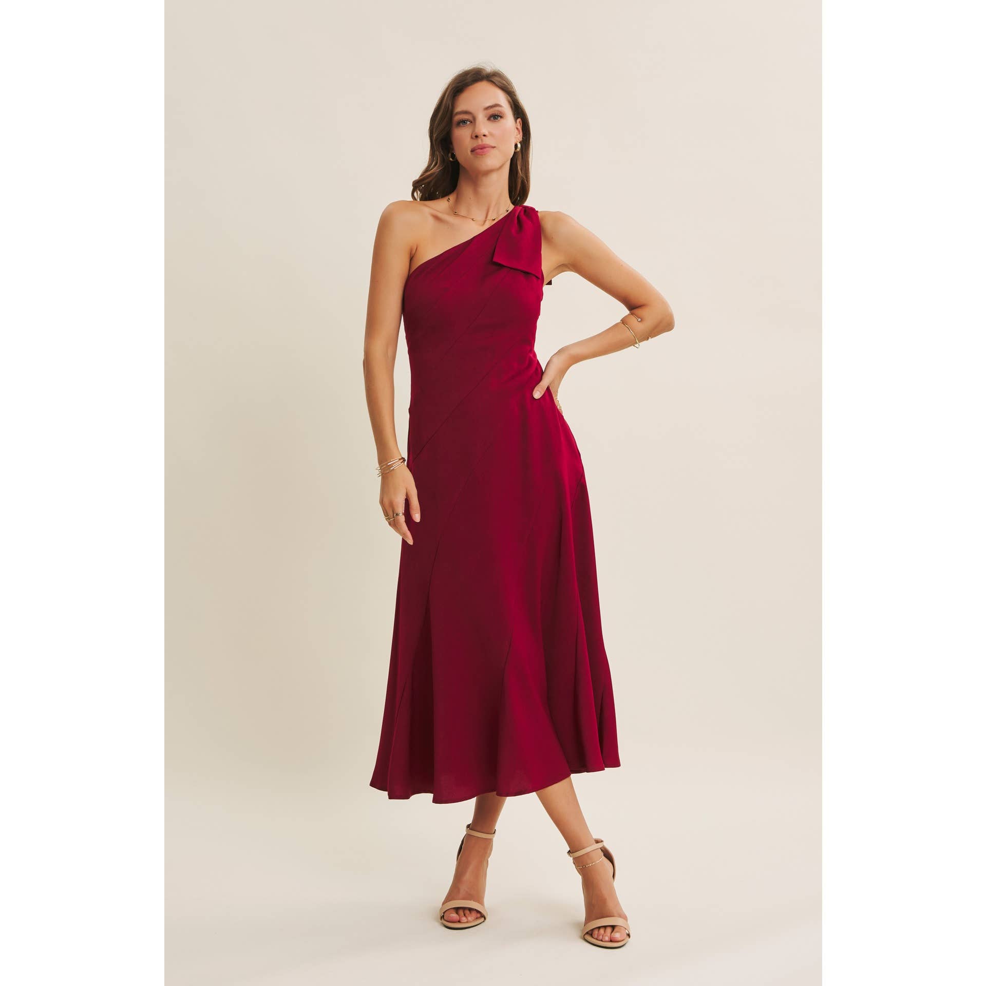 BURGUNDY HOLIDAY GLAM ONE-SHOULDER MIDI DRESS WITH SLANTED SEAMWORK