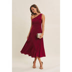 BURGUNDY HOLIDAY GLAM ONE-SHOULDER MIDI DRESS WITH SLANTED SEAMWORK