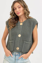PINE BUTTON CLOSURE KNIT VEST TOP