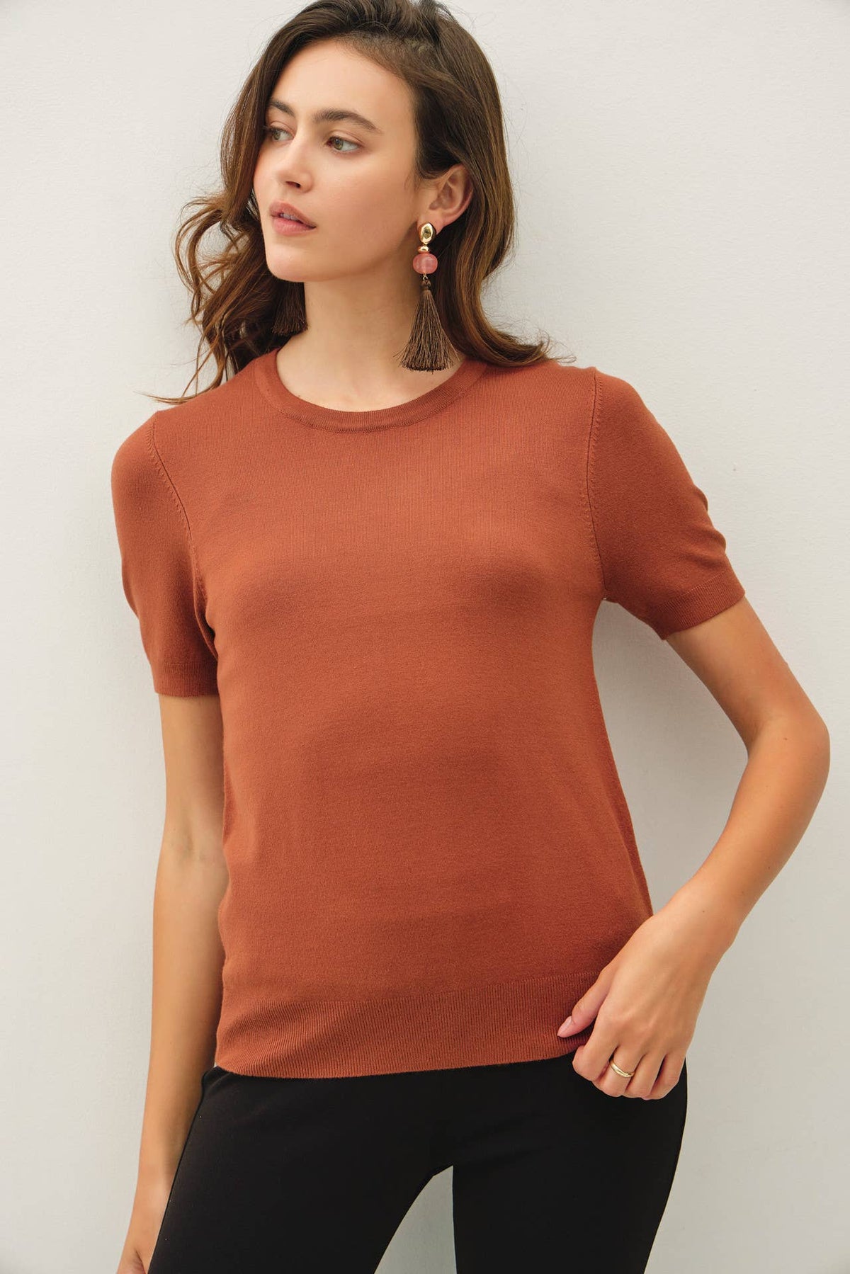RUST SOFT BASIC SHORT SLEEVE SWEATER TEE – Be Cool