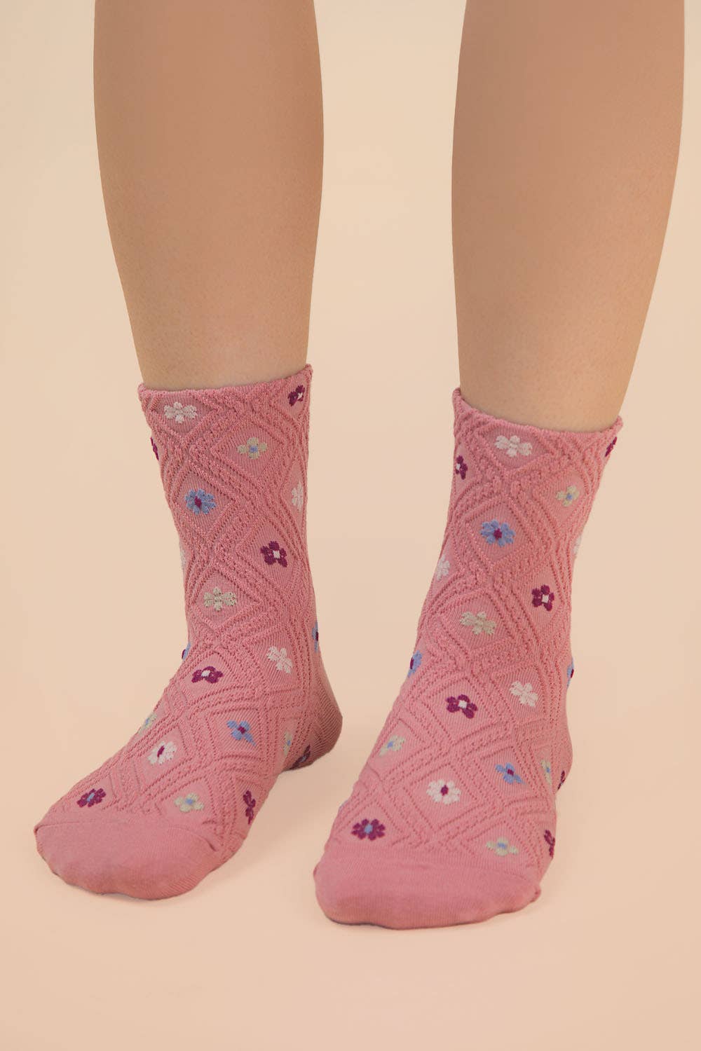 Floral Printed Textures Crew Socks: BLUSH