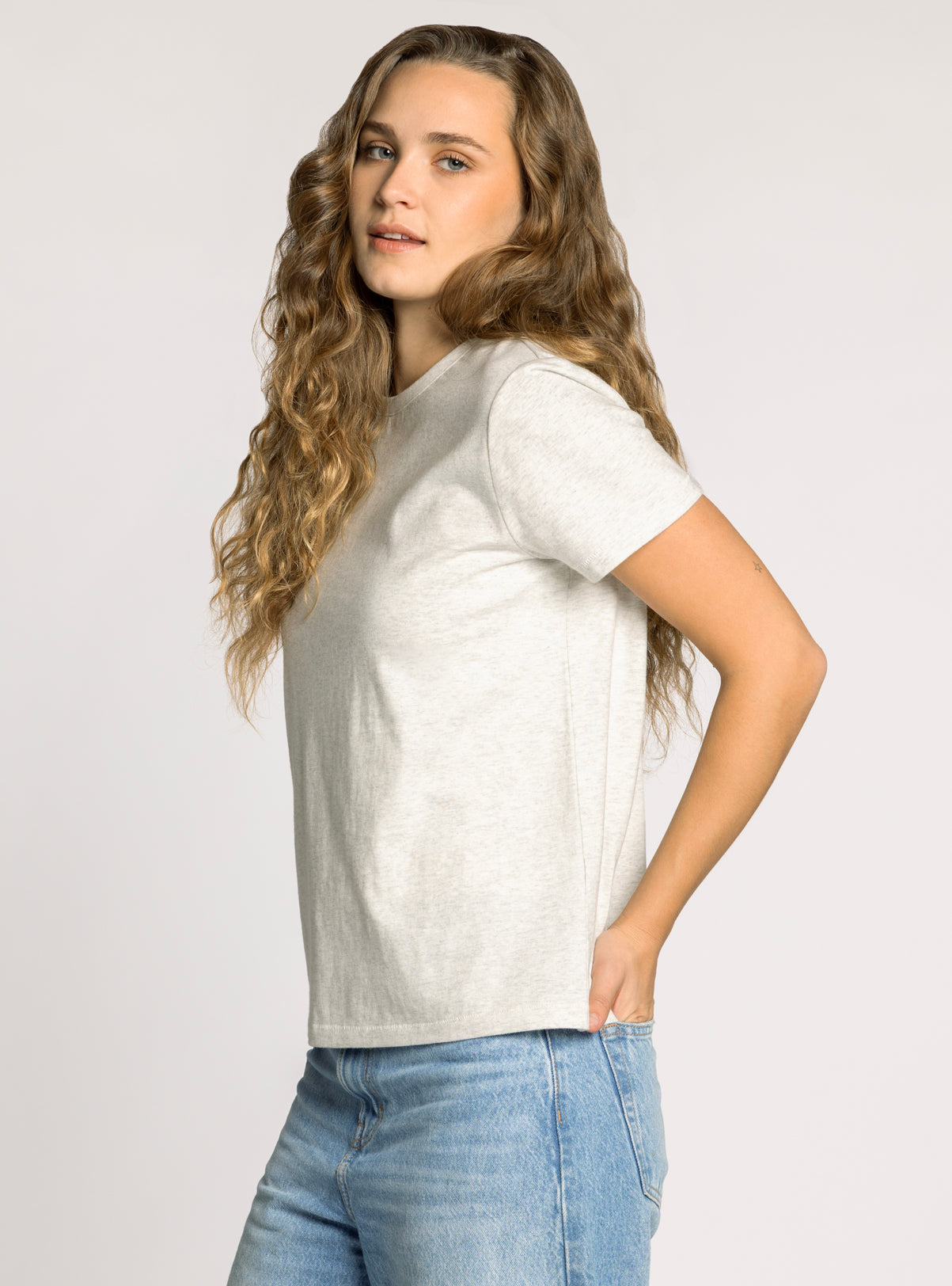 LIGHT HEATHER GREY ASHER TEE